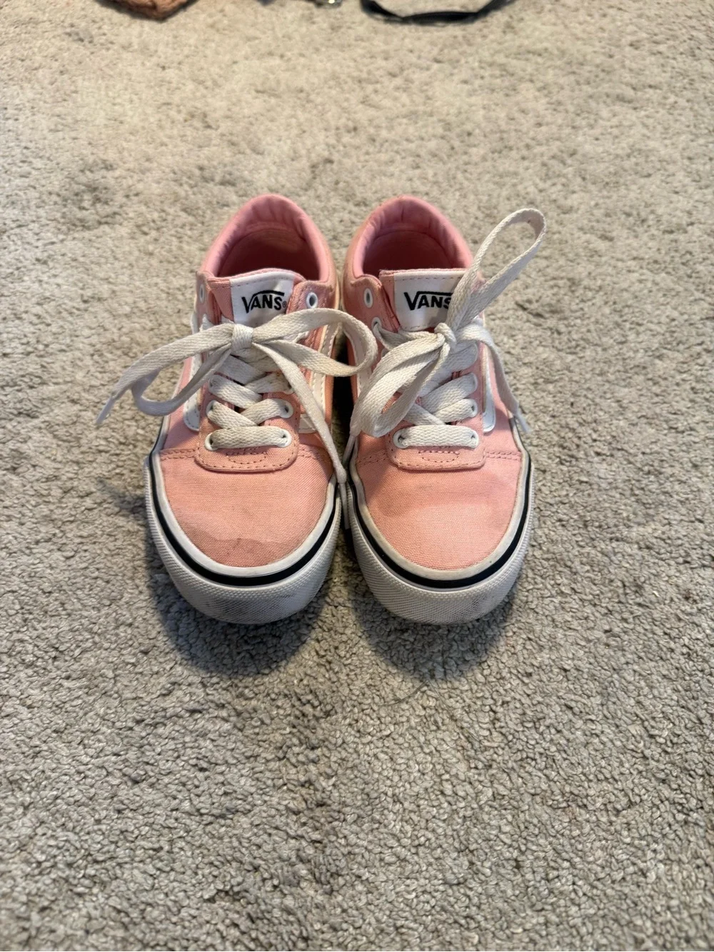 Vans Kids Low-Top Sneakers in Light Pink with White Stripe